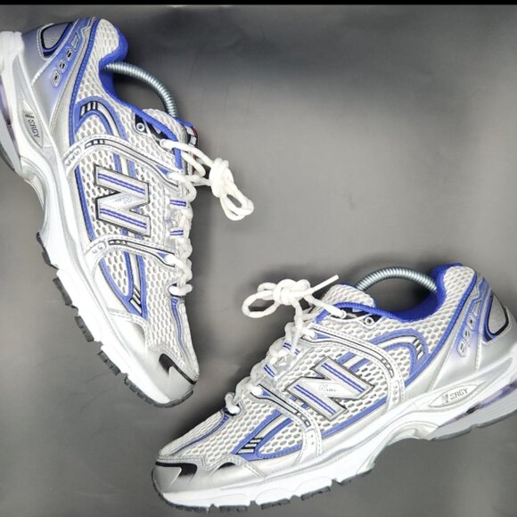 New Balance 920 (2011) - Picture 7 of 7